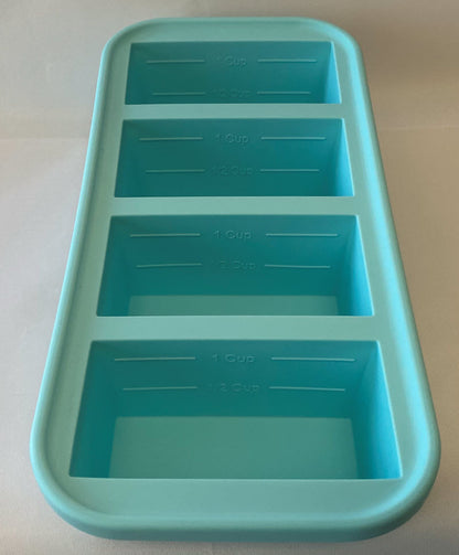 AP Silicone 4 Compartment Freezer Mold w/Lid
