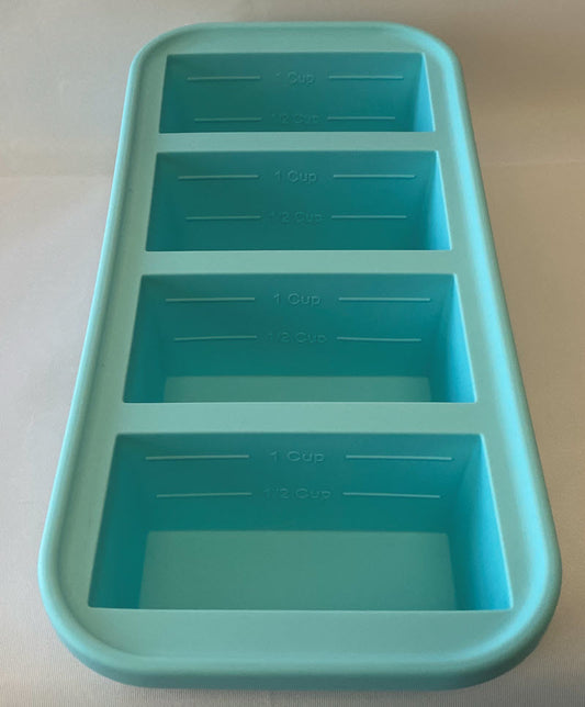 AP Silicone 4 Compartment Freezer Mold w/Lid